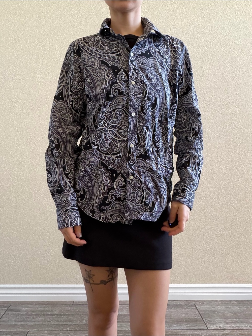 Ralph Lauren Black & White Paisley Button-Up collared non-iron Shirt blouse